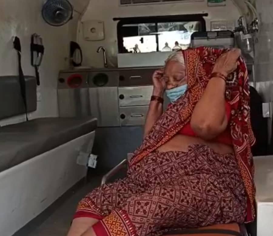 ಉಸಿರಾಟದ ಸಮಸ್ಯೆಯಿಂದ ಬಳಲುತ್ತಿರುವ ಅನಸೂಯಮ್ಮ.