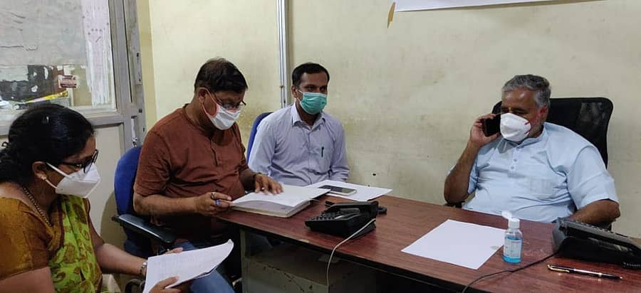 ತಿಪಟೂರು ತಾಲ್ಲೂಕು ಆಡಳಿತ ಪ್ರಾರಂಭಿಸಿರುವ ಸಹಾಯವಾಣಿ ಪರಿಶೀಲಿಸಿದ ಶಾಸಕ ಬಿ.ಸಿ.ನಾಗೇಶ್