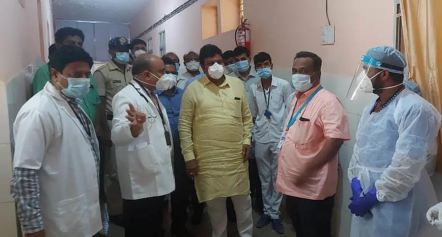 ಕುಷ್ಟಗಿ ಕೋವಿಡ್‌ ಆಸ್ಪತ್ರೆಗೆ ಸಚಿವ ಬಿ.ಸಿ.ಪಾಟೀಲ ಶುಕ್ರವಾರ ಭೇಟಿ ನೀಡಿದರು