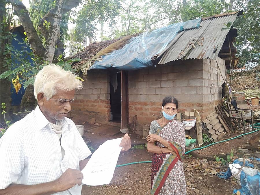 ರಾಷ್ಟ್ರೀಯ ಹೆದ್ದಾರಿ 169 ‘ಎ’ ರಸ್ತೆ ವಿಸ್ತರಣೆಗೆ ಪರ್ಕಳದಲ್ಲಿ ವಾಸದ ಮನೆಯನ್ನು ಕಳೆದುಕೊಂಡ ಕುಟುಂಬ.