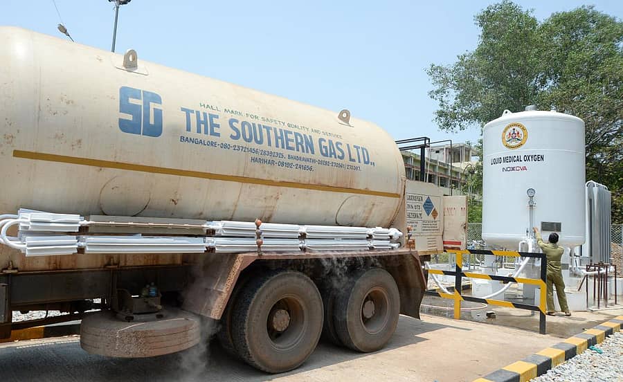 ದಾವಣಗೆರೆಯ ಲಿಕ್ಚಿಡ್ ಆಕ್ಷಿಜನ್ ಪ್ಲಾಂಟ್ಗೆ ಆಮ್ಲಜನಕ ತುಂಬಿಸಲಾಯಿತು (ಸಾಂದರ್ಭಿಕ ಚಿತ್ರ)