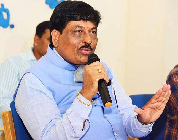 ಸಚಿವ ಮುರುಗೇಶ ನಿರಾಣಿ