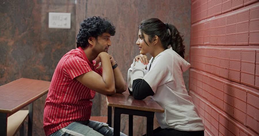 ರೌಡಿ ಬೇಬಿ ಚಿತ್ರದಲ್ಲಿ ಎಸ್.ಎಸ್.ರವಿಗೌಡ ಹಾಗೂ ದಿವ್ಯಾ ಸುರೇಶ್