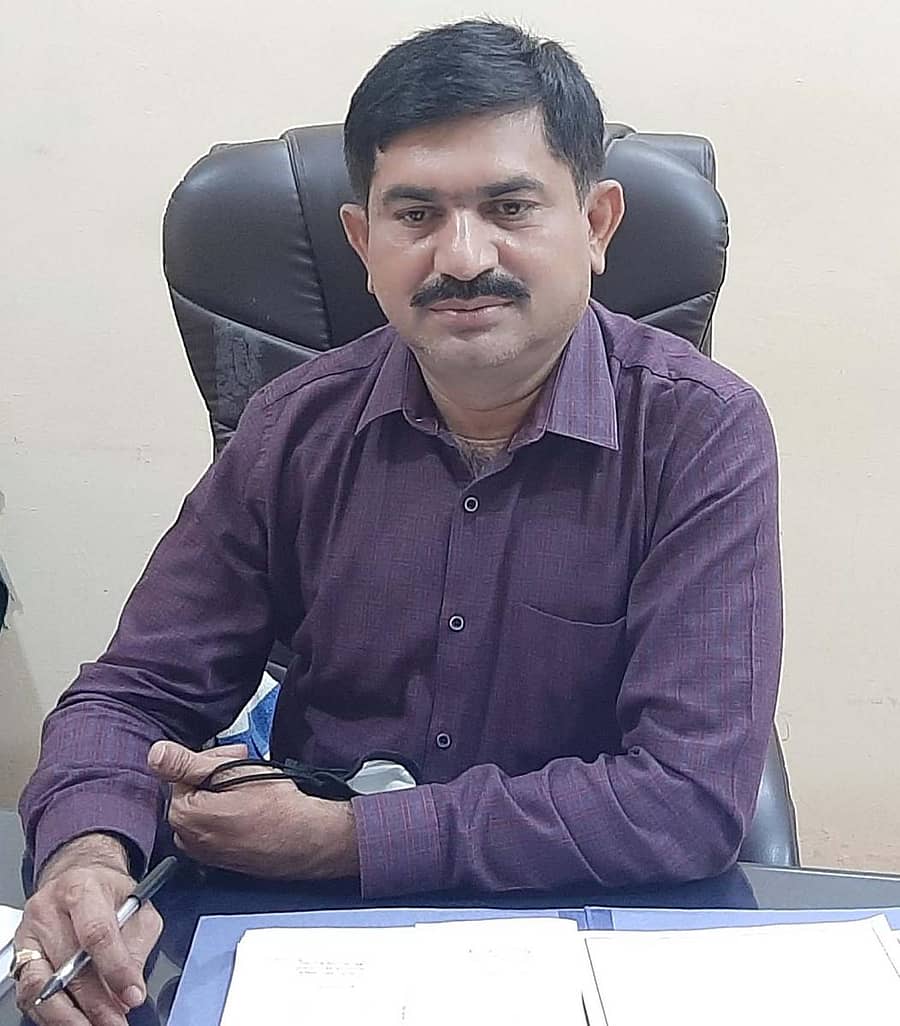 ಕೋಲಾರದಲ್ಲಿ ಮಂಗಳವಾರ ಎಸ್ಸೆಸ್ಸೆಲ್ಸಿ ವಿದ್ಯಾರ್ಥಿಗಳೊಂದಿಗೆ ನಡೆದ ಫೋನ್-ಇನ್ ಕಾರ್ಯಕ್ರಮದಲ್ಲಿ ಡಿಡಿಪಿಐ ಕೃಷ್ಣಮೂರ್ತಿ ಮಾಹಿತಿ ನೀಡಿದರು.