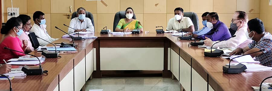 ಸವಣೂರ ಪಟ್ಟಣದಲ್ಲಿ ನಡೆದ ವಿಪತ್ತು ನಿರ್ವಹಣಾ ಸಭೆಯಲ್ಲಿ ಉಪ ವಿಭಾಗಾಧಿಕಾರಿ ಅನ್ನಪೂರ್ಣ ಮುದಕಮ್ಮನವರ ಮಾತನಾಡಿದರು