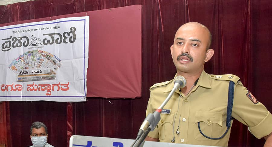 ಸಿ.ಬಿ.ರಿಷ್ಯಂತ್