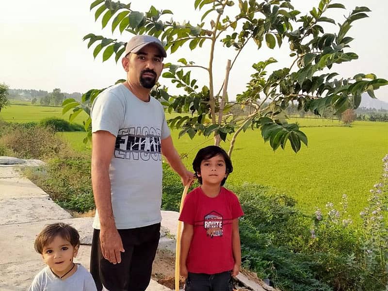 ಮಕ್ಕಳೊಂದಿಗೆ ಚುನ್ನಿಲಾಲ್