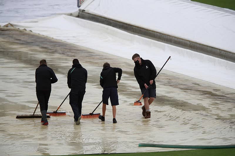 ಭಾರತ vs ನ್ಯೂಜಿಲೆಂಡ್ ಪಂದ್ಯಕ್ಕೆ ಮಳೆ ಅಡಚಣೆ