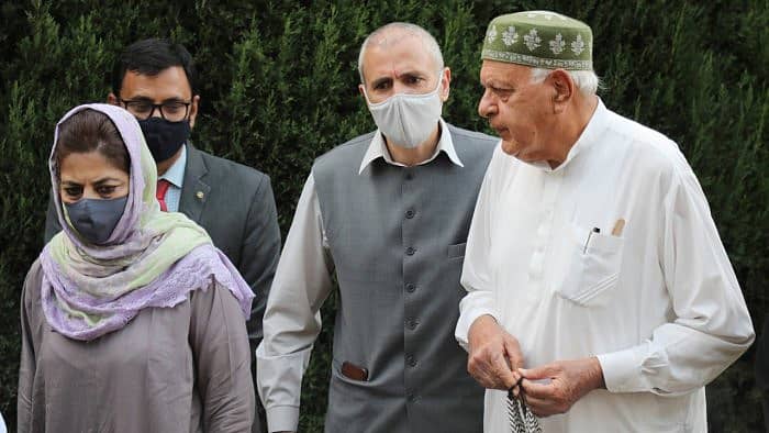 ಮೆಹಬೂಬಾ ಮುಫ್ತಿ, ಒಮರ್ ಅಬ್ದುಲ್ಲಾ ಮತ್ತು ಫಾರೂಕ್ ಅಬ್ದುಲ್ಲಾ (ಪಿಟಿಐ ಸಂಗ್ರಹ ಚಿತ್ರ)