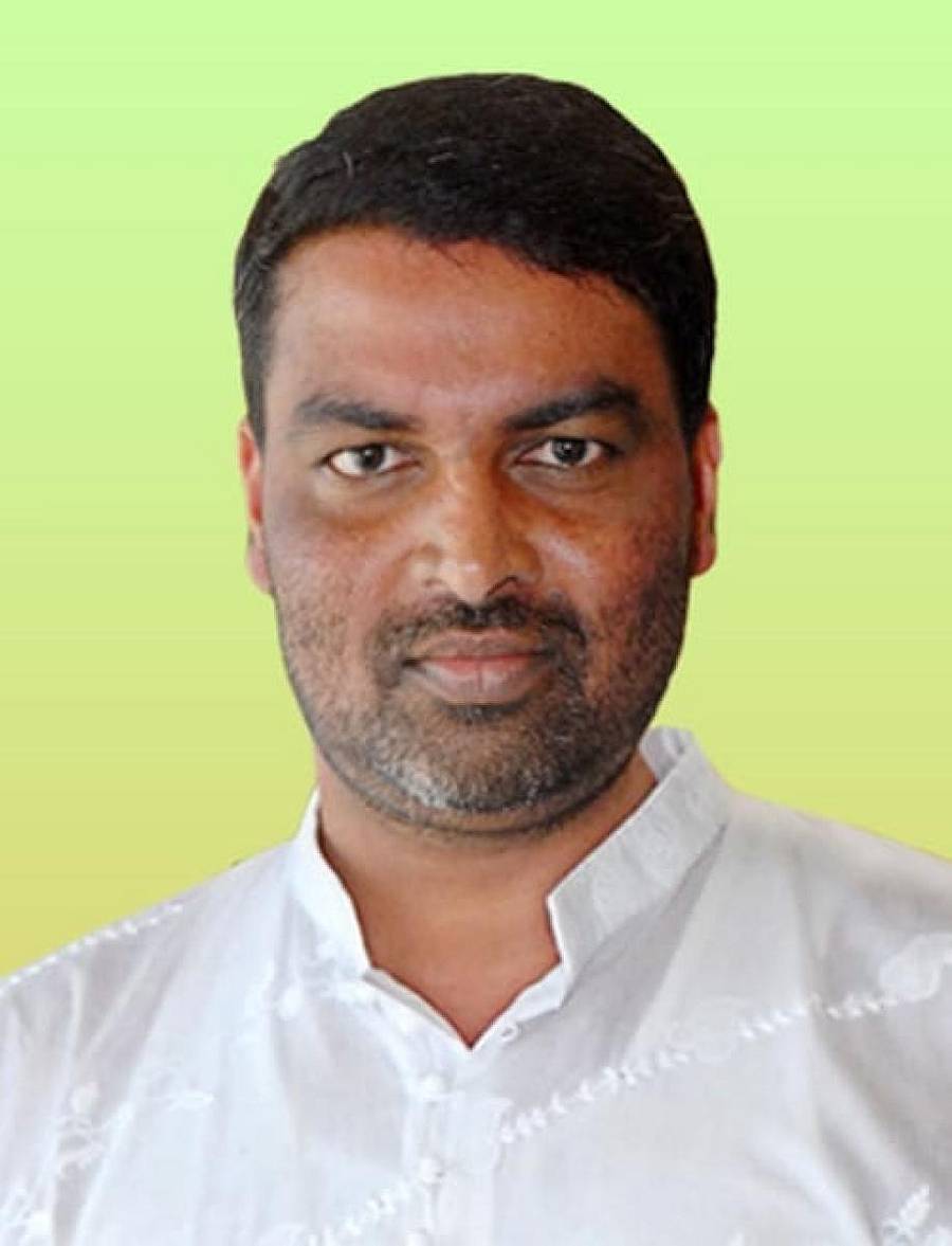 ಬಾಲಚಂದ್ರ ಜಾರಕಿಹೊಳಿ