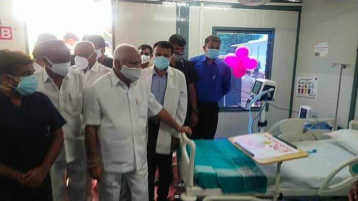 ಮುಖ್ಯಮಂತ್ರಿಗಳಿಂದ ಮೇಕ್ ಶಿಫ್ಟ್ ಆಸ್ಪತ್ರೆ ಉದ್ಘಾಟನೆ