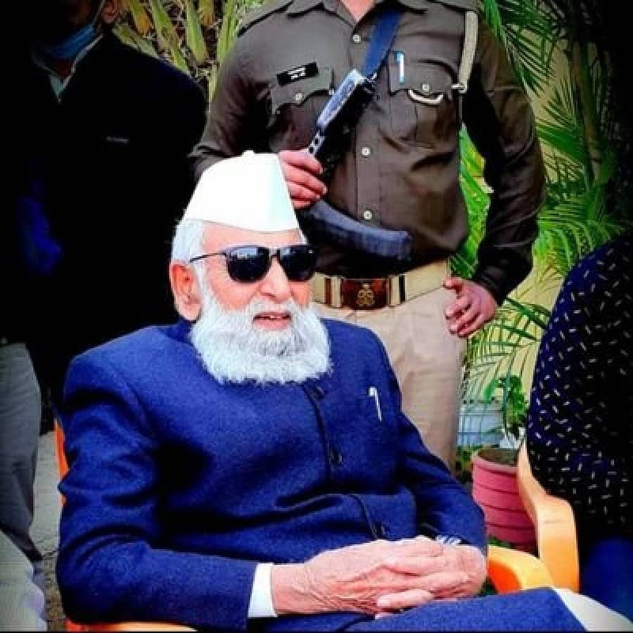 ಶಫೀಕ್ ಉರ್ ರೆಹಮಾನ್ ಬಾರಕ್ಚಿತ್ರ: ಶಫೀಕ್ ಟ್ವೀಟರ್ ಖಾತೆ