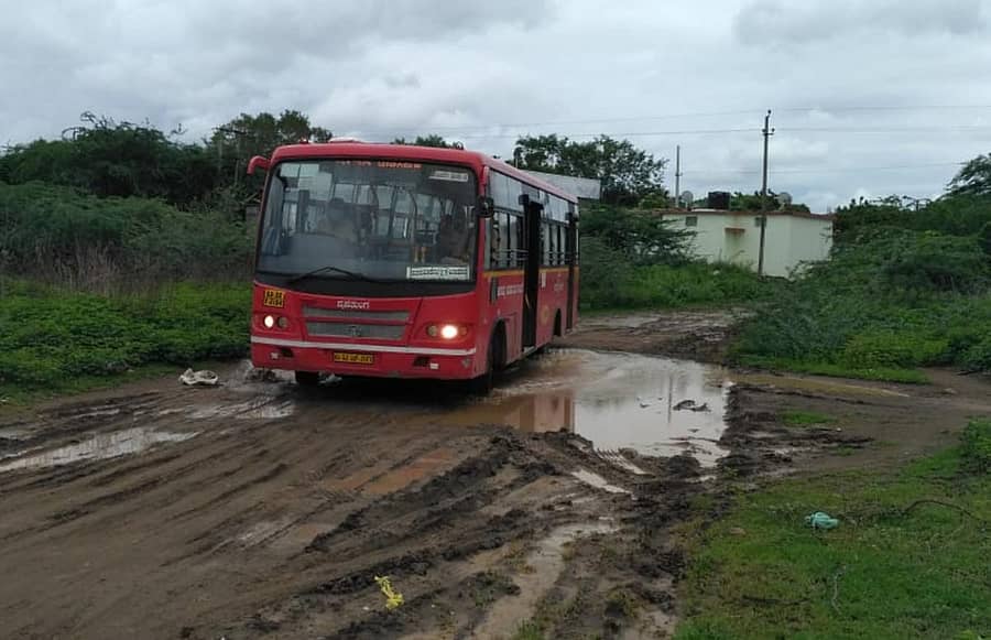 ಕಲಬುರ್ಗಿಯ ಕೆಎಸ್‌ಆರ್‌ಟಿಸಿ ಕಾಲೊನಿಯ ರಸ್ತೆಯ ದುಸ್ಥಿತಿ