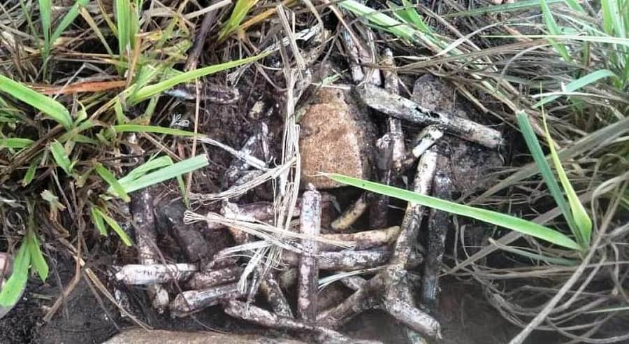 ಪಾಂಡವಪುರ ತಾಲ್ಲೂಕಿನ ಬೇಬಿಬೆಟ್ಟದ ಗಣಿಗಾರಿಕೆ ಪ್ರದೇಶದ ಸ.ನಂ.1ರಲ್ಲಿ ಗಣಿಗಾರಿಕೆಯ ಸ್ಫೋಟಕ ವಸ್ತುಗಳ ಪತ್ತೆಯಾಗಿರುವುದು.