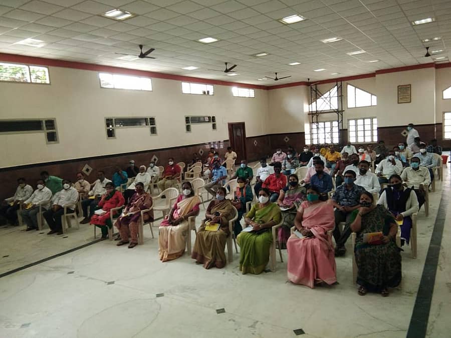 ಹಾಸನದಲ್ಲಿ ಸೋಮವಾರ ಏರ್ಪಡಿಸಿದ್ದ ಬಿಜೆಪಿ ನಗರ ಕಾರ್ಯಕಾರಿಣಿ ಸಭೆಯಲ್ಲಿ ಕಾರ್ಯಕರ್ತರು ಪಾಲ್ಗೊಂಡಿದ್ದರು. 