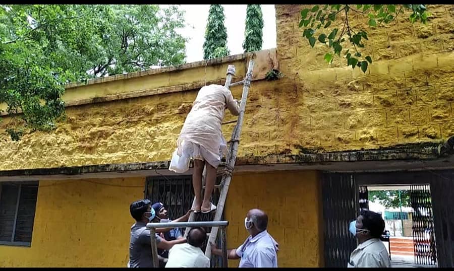 ಕುಷ್ಟಗಿಯ ಸರ್ಕಾರಿ ಜ್ಯೂನಿಯರ್ ಕಾಲೇಜು ಕಟ್ಟಡವನ್ನು ಶಾಸಕ ಅಮರೇಗೌಡ ಬಯ್ಯಾಪುರ ಪರಿಶೀಲಿಸಿದರು