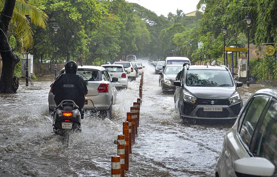 ರಸ್ತೆಯಲ್ಲಿ ಮಳೆಯ ನೀರು– ಸಾಂದರ್ಭಿಕ ಚಿತ್ರ