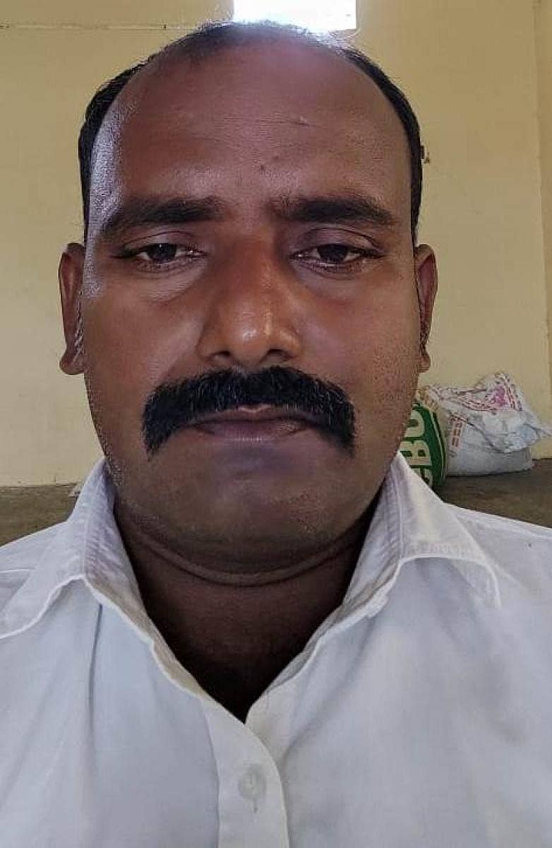 ರವಿ ಹಾದಿಮನಿ