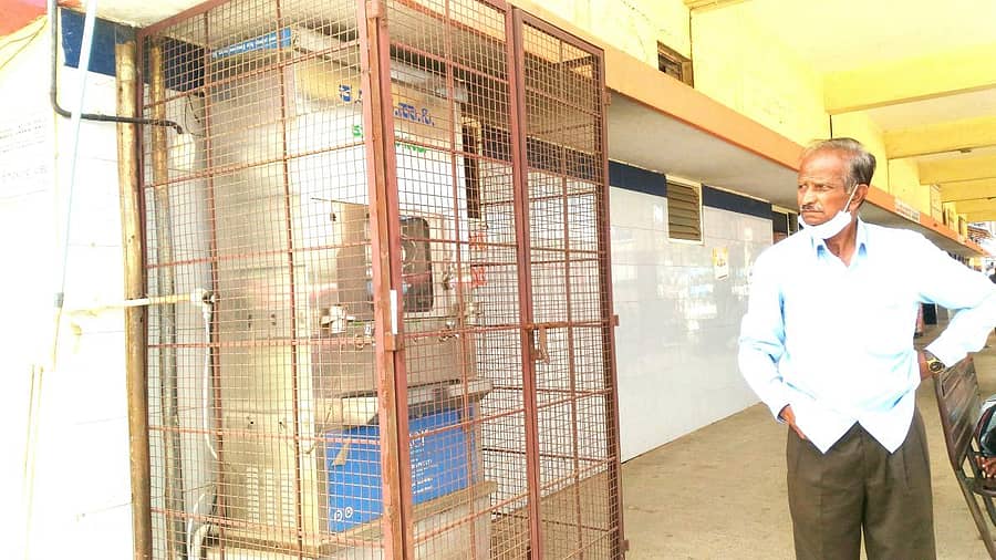 ಗುಬ್ಬಿ ಬಸ್ ನಿಲ್ದಾಣದಲ್ಲಿನ ನೀರಿನ ಘಟಕ