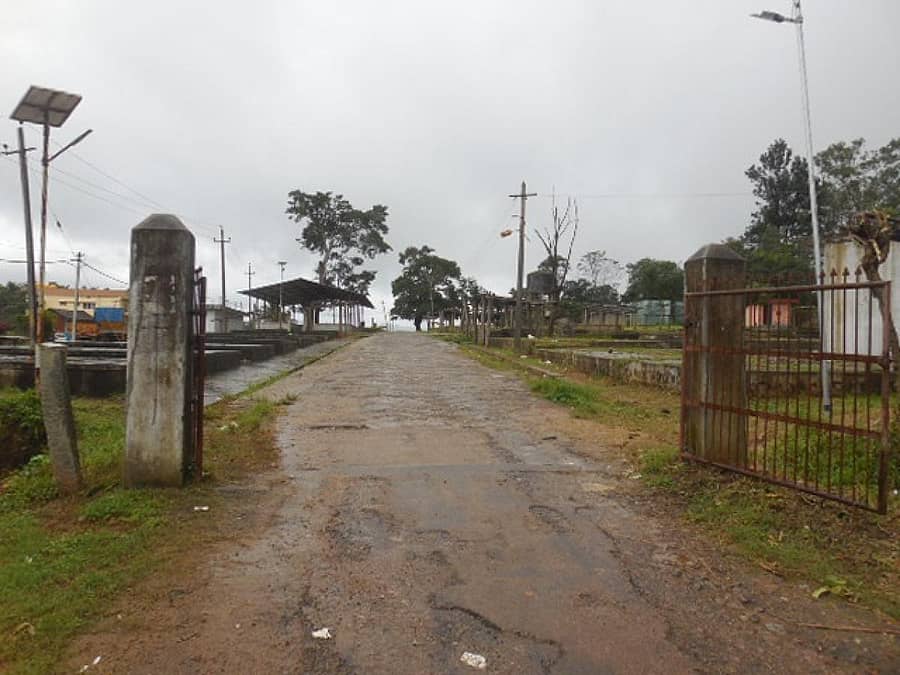 ಶನಿವಾರಸಂತೆಯ ಬೈಪಾಸ್ ರಸ್ತೆಯಲ್ಲಿರುವ ಸಂತೆ ಮಾರುಕಟ್ಟೆ