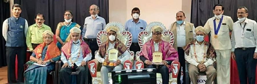 ಮಂಗಳೂರು ಐಎಂಎ ವತಿಯಿಂದ ಗುರುವಾರ ಹಮ್ಮಿಕೊಂಡಿದ್ದ ವೈದ್ಯರ ದಿನಾಚರಣೆಯಲ್ಲಿಡಾ.ಮುರಳೀಧರ ಕೃಷ್ಣ ಕೆ.ಎನ್., ಡಾ.ಅರೋರ ಪಿಂಟೊ, ಡಾ.ವೆಂಕಟಾಚಲಪತಿ, ಡಾ.ವಿವೇಕಾನಂದ ಎಂ.ಭಟ್ ಅವರನ್ನು ಸನ್ಮಾನಿಸಲಾಯಿತು.