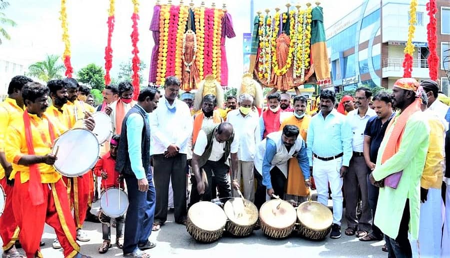 ಕನಕಪುರದಲ್ಲಿ ಜಾನಪದ ಸುಗ್ಗಿ ಸಂಭ್ರಮ ಕಾರ್ಯಕ್ರಮ ನಡೆಯಿತು