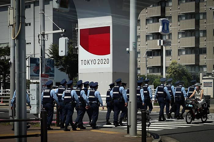 ಟೋಕಿಯೊ ಒಲಿಂಪಿಕ್ಸ್ ಕ್ರೀಡಾಗ್ರಾಮದಲ್ಲಿ ಪೊಲೀಸರ ಪರೇಡ್