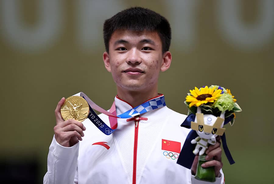 ಚಿನ್ನದ ಪದಕದೊಂದಿಗೆ ಜಾಂಗ್ ಚಾಂಗೊಂಗ್ ಸಂಭ್ರಮ –ರಾಯಿಟರ್ಸ್ ಚಿತ್ರ