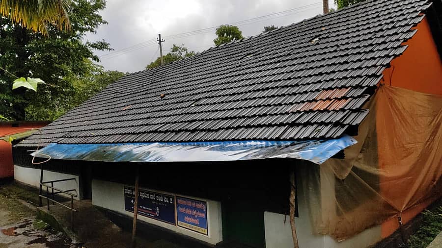 ಕಳಚೆಯ ಸರ್ಕಾರಿ ಕಿರಿಯ ಪ್ರಾಥಮಿಕ ಶಾಲೆಯ ಕಟ್ಟಡ