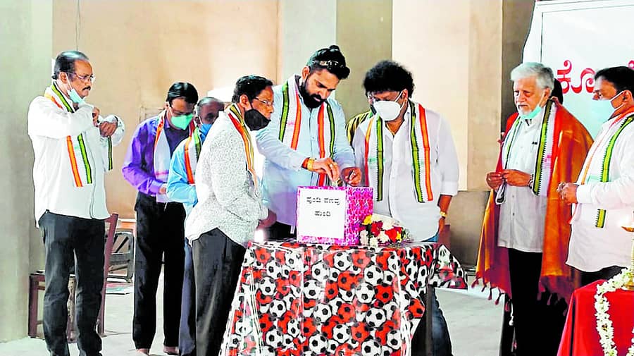 ಡಾನ್ ಬಾಸ್ಕೊ ಹಾಲ್ ನವೀಕರಣಕ್ಕಾಗಿ ಆರಂಭಿಸಿದ ‘ಪುಂಡಿ ಪಣವು ಹುಂಡಿ’ ಕಾರ್ಯಕ್ಕೆ ಚಾಲನೆ ನೀಡಲಾಯಿತು.