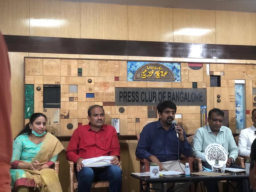 ಕರ್ನಾಟಕ ಆರ್ಯ ವೈಶ್ಯ ಸಮುದಾಯ ಅಭಿವೃದ್ಧಿ ನಿಗಮದ ಅಧ್ಯಕ್ಷ ಡಿ.ಎಸ್.ಅರುಣ್ ಮಾತನಾಡಿದರು.