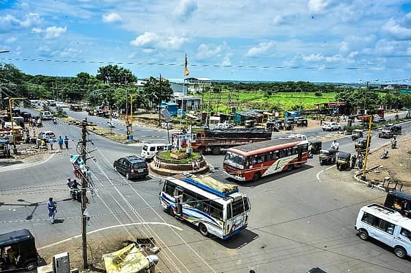 ಕಲಬುರ್ಗಿಯ ರಾಮಮಂದಿರ ಸರ್ಕಲ್ನಲ್ಲಿ ಕಂಡುಬಂದ ವಾಹನ ದಟ್ಟಣೆ