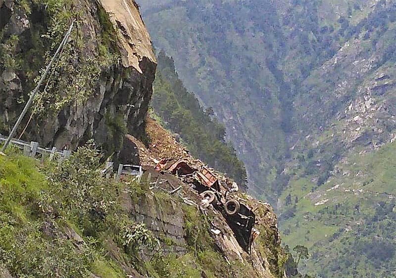 ಹಿಮಾಚಲ ಪ್ರದೇಶದ ಕಿನ್ನೌರ್‌ ಜಿಲ್ಲೆಯಲ್ಲಿ ಮಣ್ಣು ಕುಸಿದಿರುವುದು