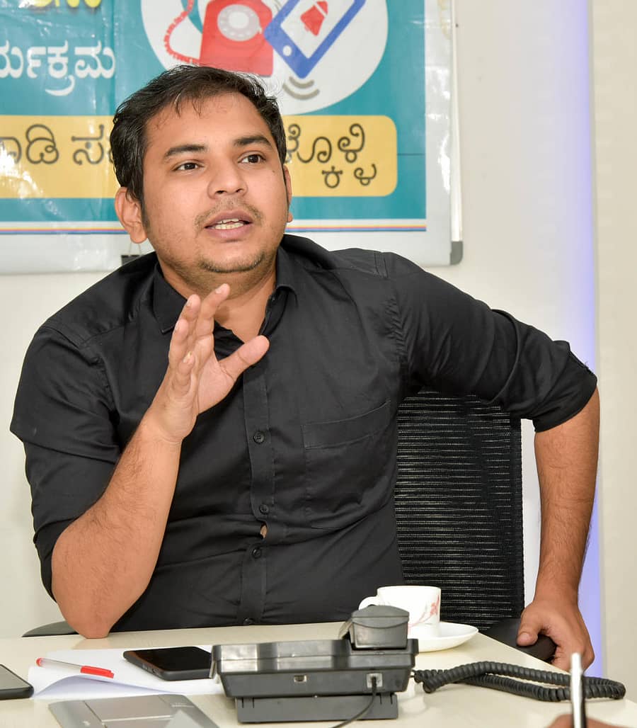 ಸ್ನೇಹಲ್ ಲೋಖಂಡೆ