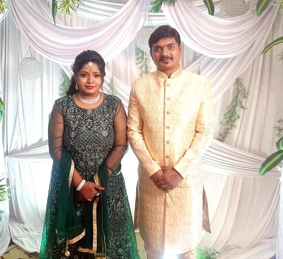 ನಿಶ್ಚಿತಾರ್ಥ ಮಾಡಿಕೊಂಡ ಅಖಿಲಾ– ಮಂಸೋರೆ ಜೋಡಿ