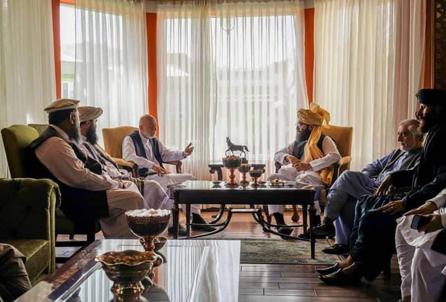 ತಾಲಿಬಾನ್‌ ಸದಸ್ಯರಿಂದ ಆಫ್ಗನ್‌ ರಾಜಕಾರಣಿಗಳ ಭೇಟಿ