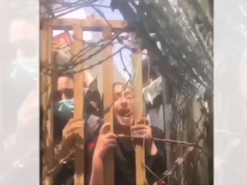 ಮಹಿಳೆ ಕೂಗುತ್ತಿರುವುದು, ವೈರಲ್ ಆಗಿರುವ ವಿಡಿಯೊದ ಸ್ಕ್ರೀನ್ಶಾಟ್