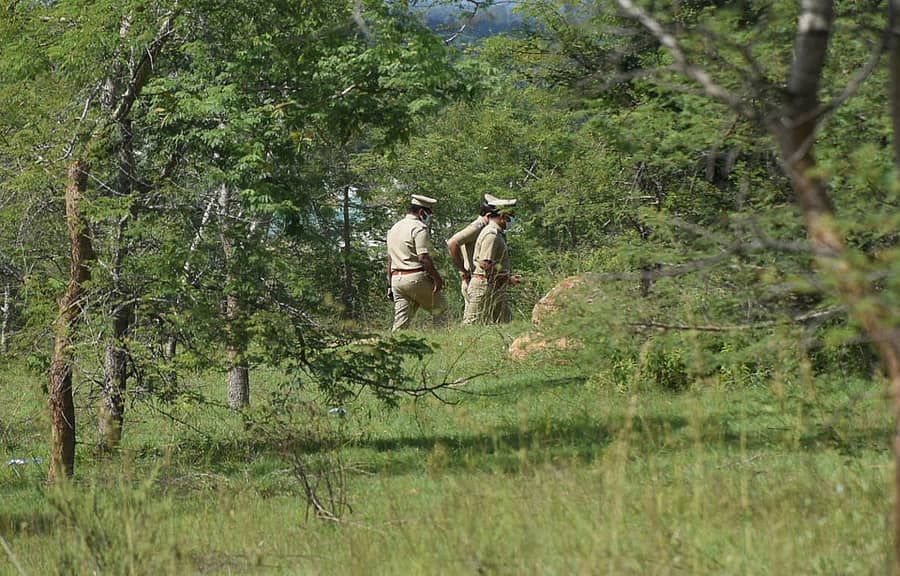 ಆರೋಪಿಗಳ ಬಂಧನಕ್ಕೆ ಹೆಚ್ಚಿದ ಒತ್ತಡ