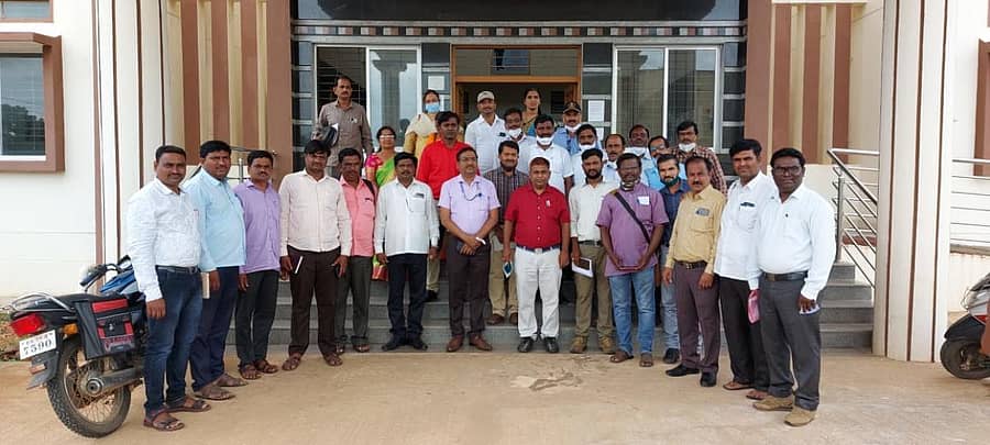 ಬಾಗಲಕೋಟೆಯಲ್ಲಿ ಗುರುವಾರ ನಡೆದ ವಸತಿ ಶಿಕ್ಷಣ ಸಂಸ್ಥೆಗಳ ಪ್ರಾಚಾರ್ಯರು, ಮುಖ್ಯ ಶಿಕ್ಷಕರ ಸಭೆಯಲ್ಲಿ ಪಾಲ್ಗೊಂಡ ಅಧಿಕಾರಿಗಳು