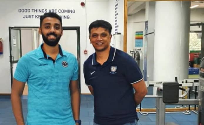 ವರುಣ್ ಚಕ್ರವರ್ತಿ (ಎಡ)– ಟ್ವಿಟರ್ ಚಿತ್ರ