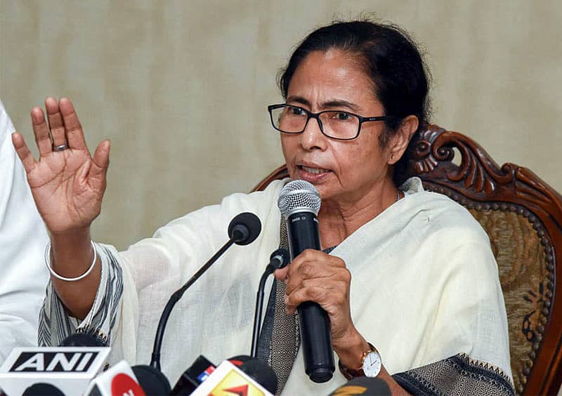 ಪಶ್ಚಿಮ ಬಂಗಾಳ ಮುಖ್ಯಮಂತ್ರಿ ಮಮತಾ ಬ್ಯಾನರ್ಜಿ