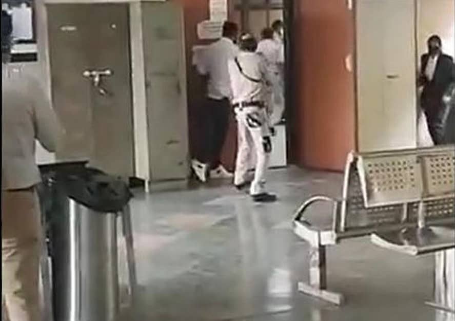 ಶೂಟ್ಔಟ್ ಘಟನೆ