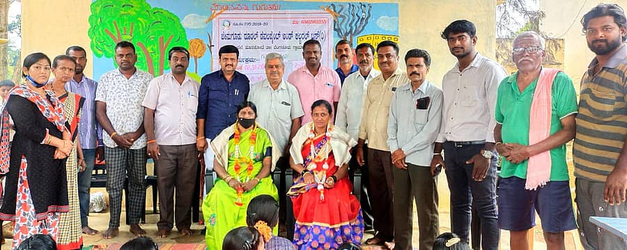 ಚನ್ನರಾಯಪಟ್ಟಣ ಹೋಬಳಿಯ ಬಿದಲಪುರ ಸರ್ಕಾರಿ ಹಿರಿಯ ಪ್ರಾಥಮಿಕ ಶಾಲೆಯಲ್ಲಿ ರಾಷ್ಟ್ರಪಿತ ಮಹಾತ್ಮ ಗಾಂಧಿ ಹಾಗೂ ಲಾಲ್ ಬಹದ್ದೂರ್ ಶಾಸ್ತ್ರಿ ಜಯಂತಿ ನಡೆಯಿತು