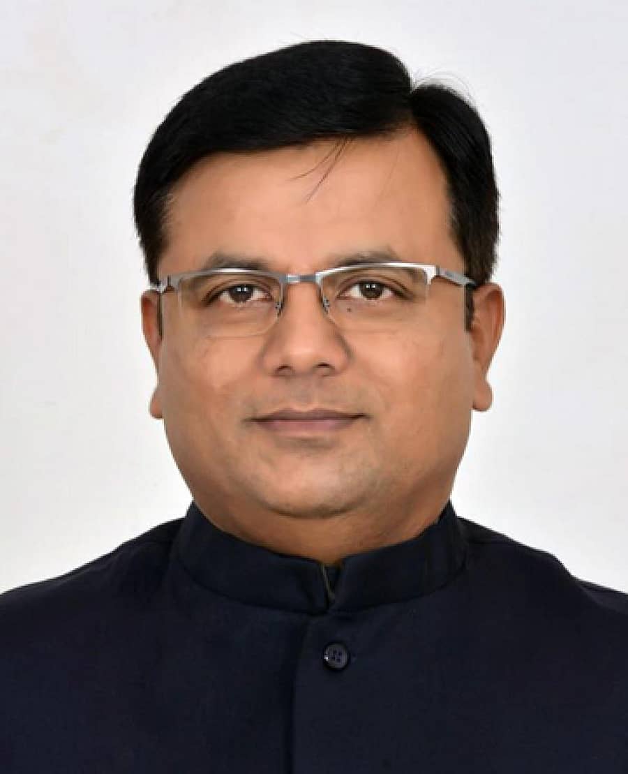 ಶ್ರೀನಿವಾಸ ಮಾನೆ, ಕಾಂಗ್ರೆಸ್ ಅಭ್ಯರ್ಥಿ