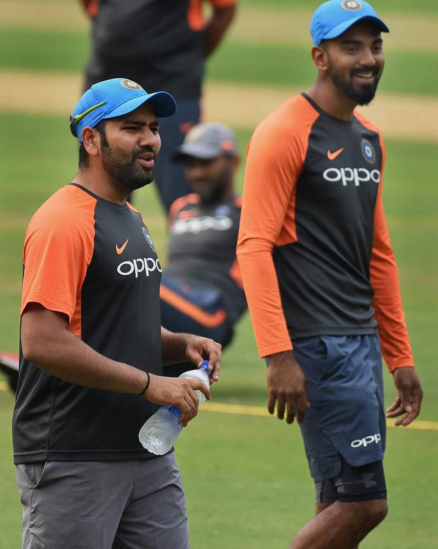 ರೋಹಿತ್ ಶರ್ಮಾ ಮತ್ತು ಕೆ.ಎಲ್. ರಾಹುಲ್