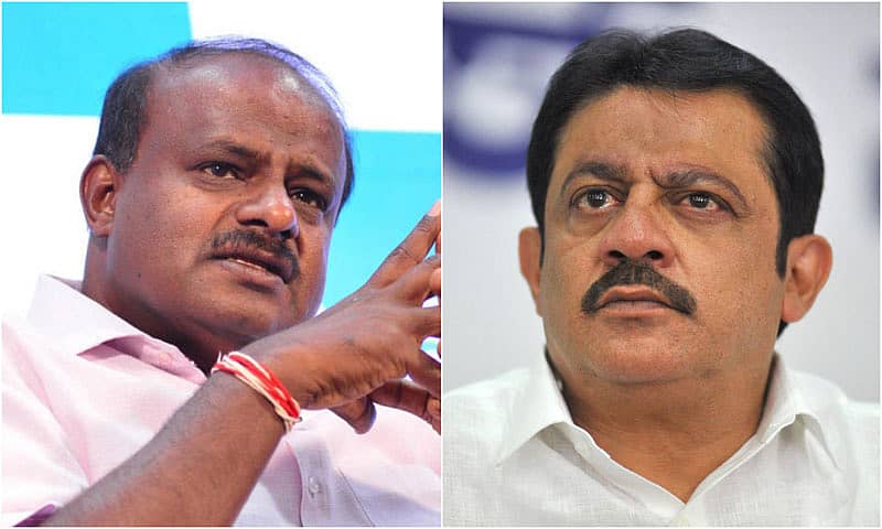 ಎಚ್.ಡಿ.ಕುಮಾರಸ್ವಾಮಿ ಹಾಗೂ ಜಮೀರ್ ಅಹ್ಮದ್ (ಪ್ರಜಾವಾಣಿ ಸಂಗ್ರಹ ಚಿತ್ರ)