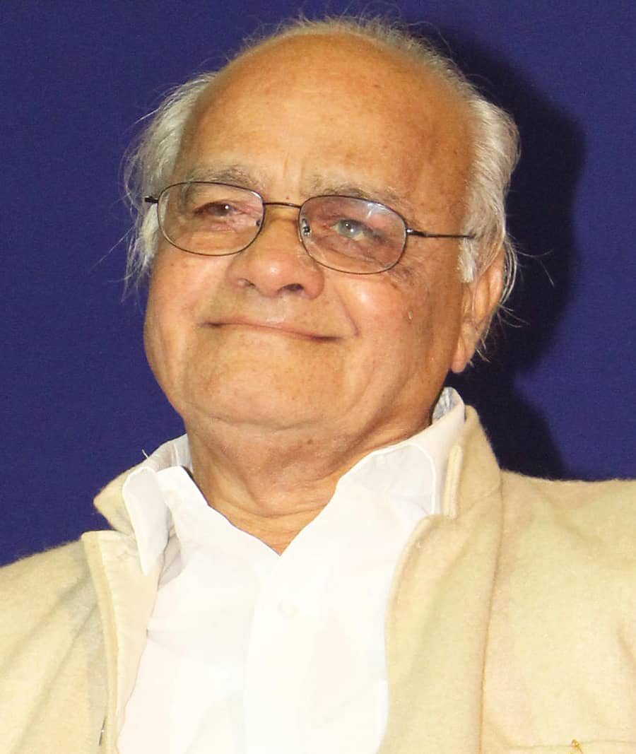 ಜಿನದತ್ತ ದೇಸಾಯಿ