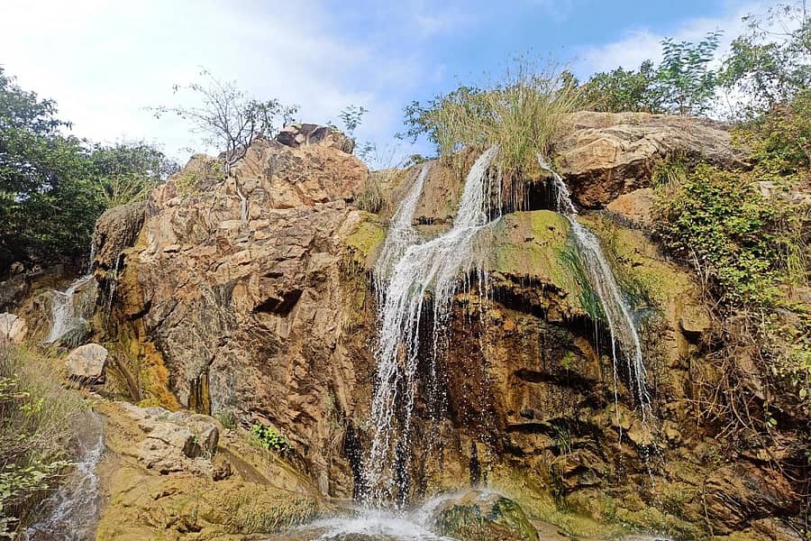 ಗುರುಮಠಕಲ್ ಹತ್ತಿರದ ಬಂಡಲೋಗು ಜಲಪಾತ