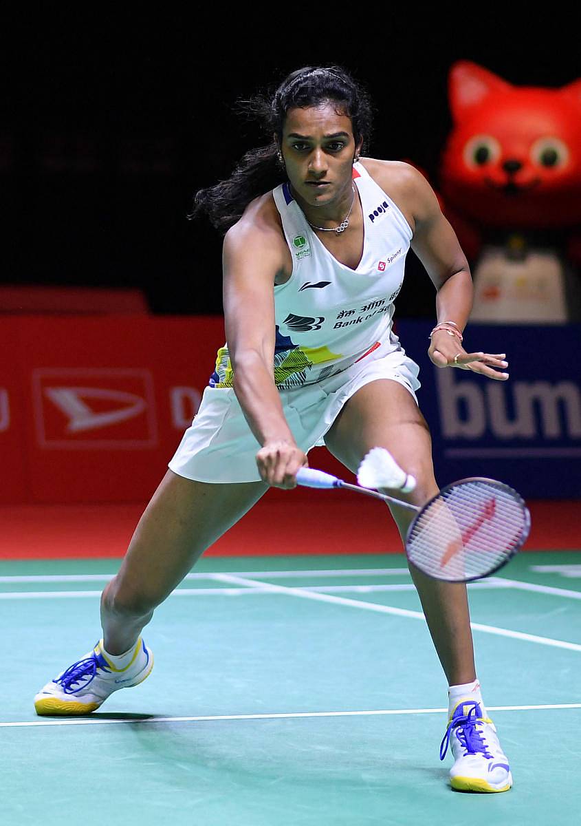 ಪಿ.ವಿ. ಸಿಂಧು ಚೆಂಡು ಹಿಂದಿರುಗಿಸಿದ ಪರಿ– ಎಎಫ್ಪಿ ಚಿತ್ರ