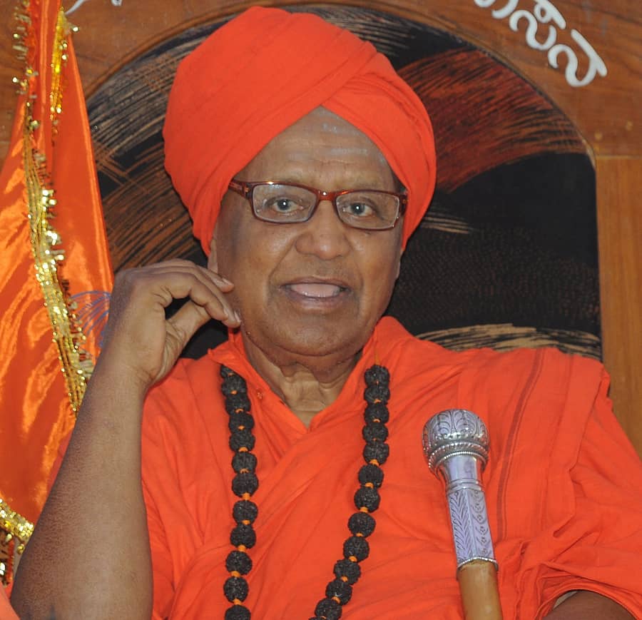 ಕೊಟ್ಟೂರು ಸ್ವಾಮಿ ಸಂಸ್ಥಾನ ಮಠದ ಪೀಠಾಧಿಪತಿ ಸಂಗನಬಸವ ಸ್ವಾಮೀಜಿ